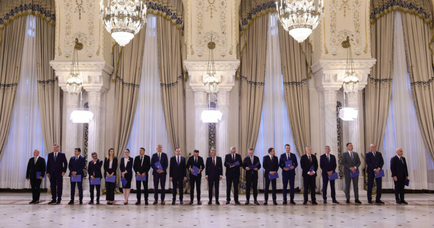 Miniștrii Guvernului Bolojan au depus jurământul la Palatul Cotroceni. Mesajul lui Nicușor Dan 1 videofoto ministrii guvernului bolojan au depus juramantul la palatul cotroceni mesajul lui nicusor dan 6859ae8b47970