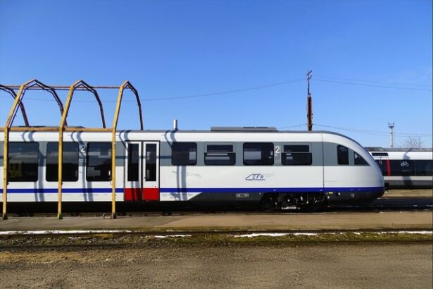 videofoto un nou tren sageata albastra revine 685e823548753