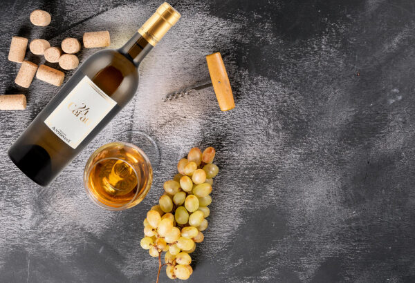 vinul zilei un vin alb italian premiat la mundus vini si decanter cotat cu 99 de puncte luca maroni dezvaluie note de miere piersica si citrice savuros alaturi de peste fructe de mare carne alb 685a43e303664