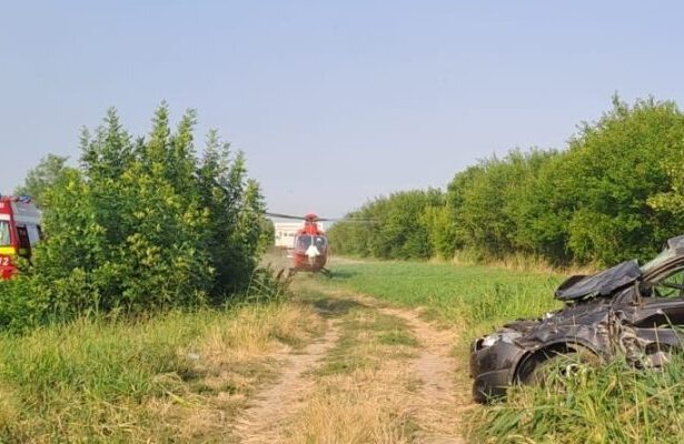 2 adulti si 2 copii au ajuns la spital in urma unui accident rutier produs in judetul ialomita 688728652c2d8