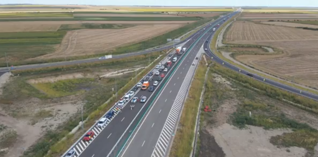 Circulația a fost deschisă pe podul de pe A7 care traversează râul Buzău 1 a fost deschisa circulatia pe podul de pe a7 care traverseaza raul buzau 68711374d0477