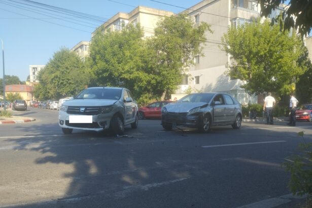 accident aproape de gara constanta doua masini implicate 686be9d119f4c
