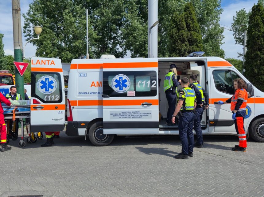 accident groaznic in mamaia nord la sensul giratoriu de la lidl patru victime au ajuns la spital un barbat este in coma 686764bb14d34