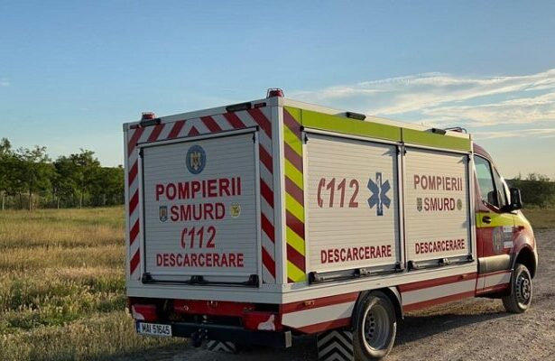 accident rutier la iesire din murfatlar spre poarta alba o persoana a ramas incarcerata 68727d6de9271