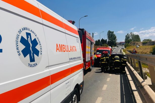 accident rutier la iesirea din eforie nord spre constanta interventie a echipajelor saj si smurd 687a353786195