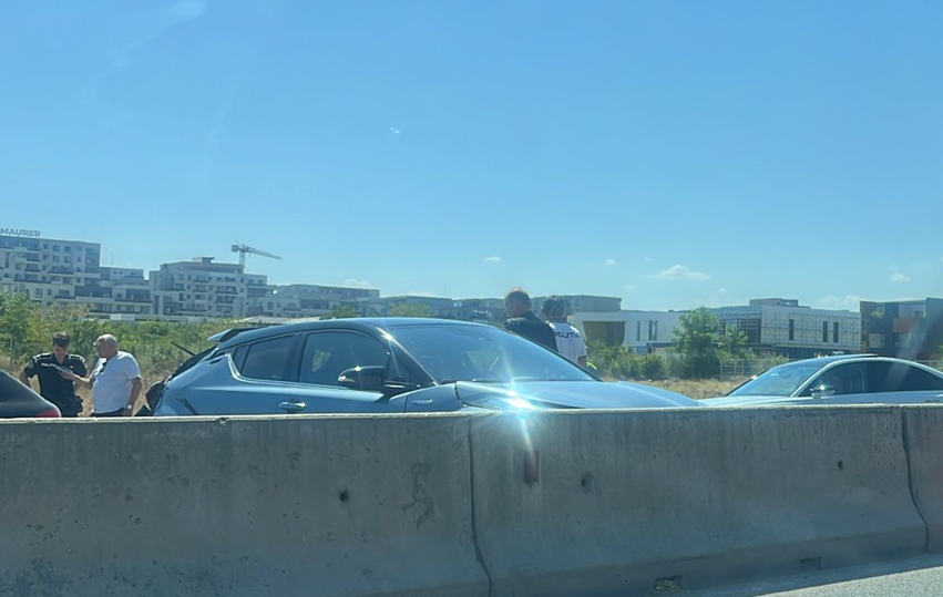 accident rutier pe bulevardul tomis in zona tomis plus doua autoturisme s au ciocnit 6874f62bcedb3