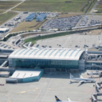 Aeroportul din Budapesta își suspendă activitatea din cauza unei furtuni severe 2 aeroportul din budapesta isi suspenda activitatea din cauza unei furtuni puternice 686c021ef3240