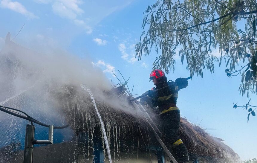 alerta de incendiu la techirghiol flacarile au cuprins o anexa 68724516f19ce