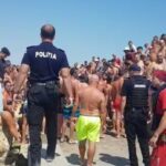 alerta la costinesti un barbat a iesit din mare cu mai multe plagi taiate ce i s a intamplat 6880d025d0109