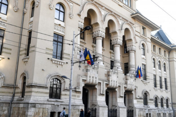 analiza cursa pentru primaria capitalei discutii dan bolojan pentru un candidat comun al dreptei data alegerilor usr noiembrie psd amana 688b75bf1eb0c
