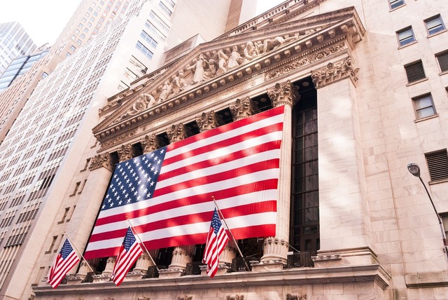 ANALIZĂ Piețele americane ating noi maxime istorice, dar prudența persistă înaintea raportului despre locurile de muncă 1 analiza pietele americane ating noi maxime istorice dar prudenta persista inaintea raportului privind locurile de munca 6866562406d39