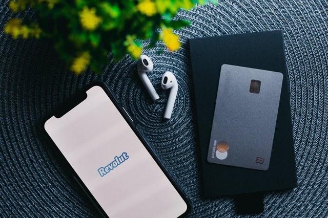 ANUNȚ Revolut intră într-o nouă țară cu abonamente de telefonie mobilă. Planul pentru România 1 anunt foto revolut intra intr o noua tara cu abonamente de telefonie mobila planul pentru romania 6866d125550fc