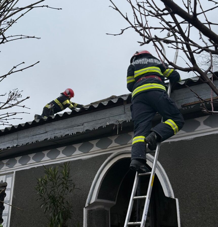 arde o casa in mihai viteazu iata unde intervin pompierii 68677a4eb51aa