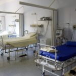 avertisment medicii care pleaca la ora 11 12 din spitalul public pentru a lucra la privat pot fi concediati 6877d501e6350