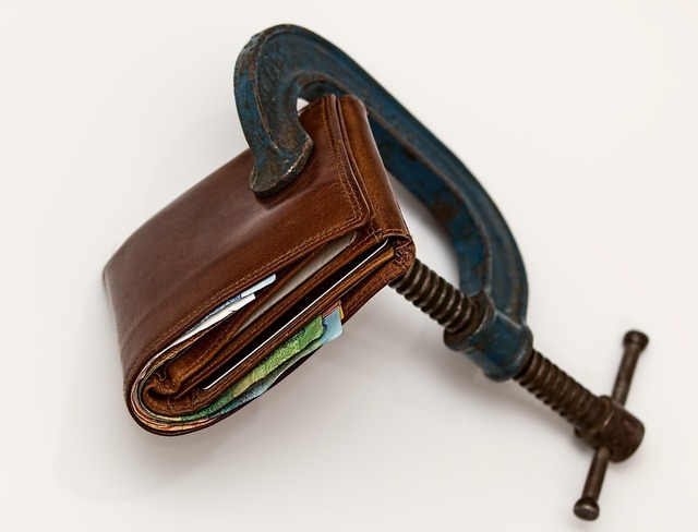 bancile au inregistrat un deficit de lichiditate de 45 miliarde de lei in iunie pentru prima data in trei ani 686e31055920f