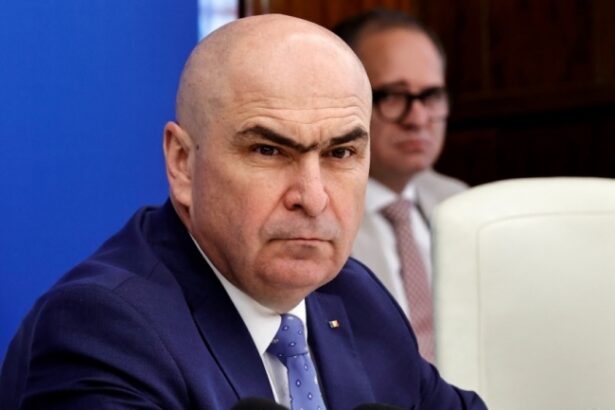 bolojan concediaza 40 din angajatii de la cancelaria prim ministrului 687a4ca566eb8