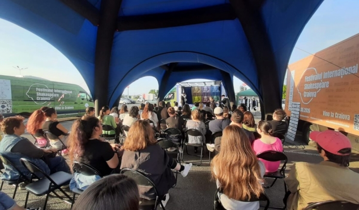 caravana shakespeare peste tot ajunge in constanta si ciocarlia 686e02a6dd9e6