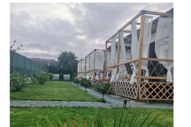 cat costa cazarea la un camping la inceputul verii pe litoralul romanesc preturi pentru toate buzunarele 68656e161183f