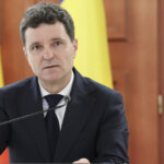 cata incredere mai au romanii in nicusor dan si george simion la aproape doua luni de la alegeri ce politician le ameninta pozitia 6870f90a97ee5