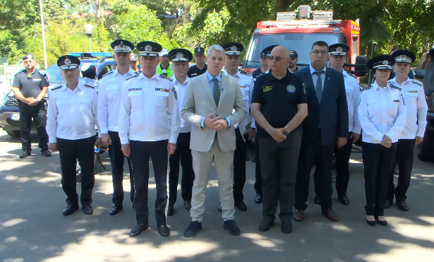 catalin predoiu si bogdan despescu sedinta de urgenta cu toate structurile mai pe litoral 6867fbf5db56c