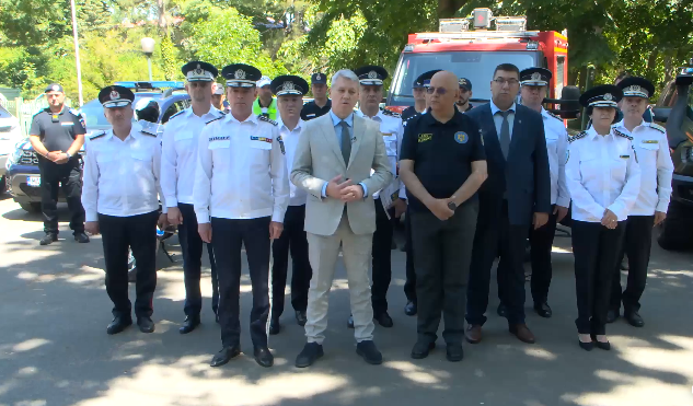 Cătălin Predoiu și Bogdan Despescu, întâlnire de urgență cu toate structurile MAI pe litoral 1 catalin predoiu si bogdan despescu sedinta de urgenta cu toate structurile mai pe litoral 6867fbf5db56c