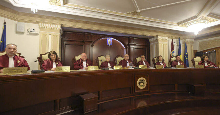 CCR afirmă că judecătorii ale căror mandate se încheie în acest an nu au solicitat prime de 180.000 de lei fiecare. 1 ccr sustine ca judecatorii care isi incheie mandatul in acest an nu au cerut prime de 180 000 de lei fiecare 686657f7f1905