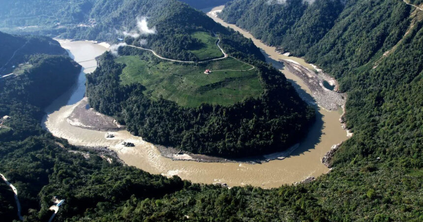 China construiește cea mai mare hidrocentrală din lume, un baraj uriaș contestat de ONG-uri. 1 china construieste cea mai mare hidrocentrala din lume barajul urias criticat de ong uri 687e2a32dba2b