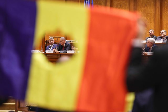 Ciolacu revine în forță: Nu suntem în colaps economic. Unii doresc să creați această impresie pentru a justifica intervențiile lor drastic. 1 ciolacu revine in forta nu suntem in niciun colaps economic doar unii ar vrea sa credeti asta sa justifice mai usor ca au intrat cu drujba 6866a6ec1bd1a