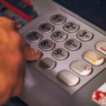 Un bărbat din Valu lui Traian, condamnat în trecut pentru fraudă bancară, solicită reabilitarea pentru a obține un cazier curat. 3 condamnat in trecut pentru ca a golit conturi bancare in mod fraudulos un barbat din valu lui traian doreste sa fie reabilitat pentru a avea cazierul curat 686f0e357cacf