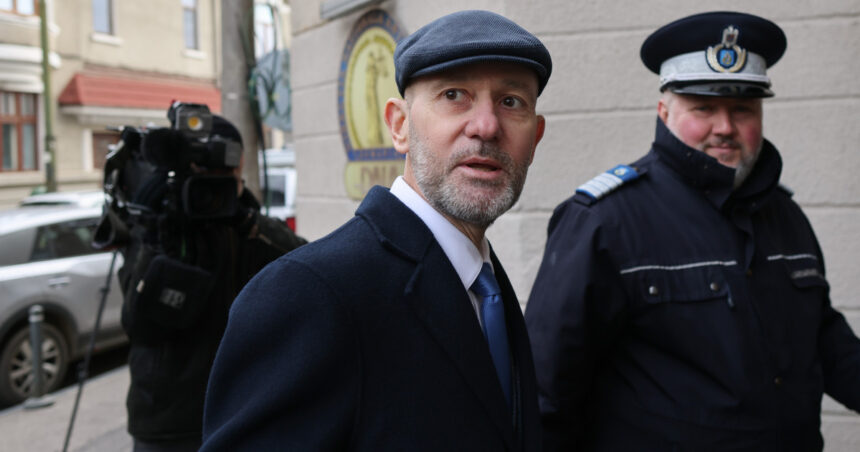 cum au incercat fostii generali sri dumitru dumbrava si florian coldea sa se protejeze in timpul audierilor de la dna 6867d3a778a1a