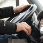 cum va mai face guvernul economii secretarii de stat si alti demnitari raman fara soferi si vor trebui sa conduca singuri masinile de serviciu 687a51583bba1