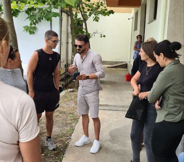 documente mai multi cetateni ucraineni acuza ca au fost tepuiti de un constantean oamenii au facut curatenie in apartamente din mamaia si nu au fost platiti ce spune barbatul invinuit 68786c1898fea