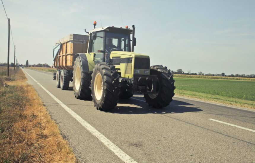 doua autotractoare din patrimoniul societatii atlas cereal srl scoase la licitatie de anaf constanta 6877a7536b204