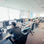 Două firme IT vor fuziona, având împreună peste 1.000 de angajați și afaceri de 400 milioane lei în 2024. 3 doua firme it vor fuziona cu peste 1 000 de angajati afacerile au insumat 400 milioane lei in 2024 686365b32dd85