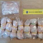 doua persoane cercetate pentru trafic de droguri retinute de anchetatorii constanteni 6883305a1344c
