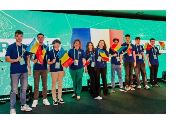 elevii romani au obtinut doua medalii de aur una de argint si doua de bronz la olimpiada europeana de geografie din lituania 6866a365521f0