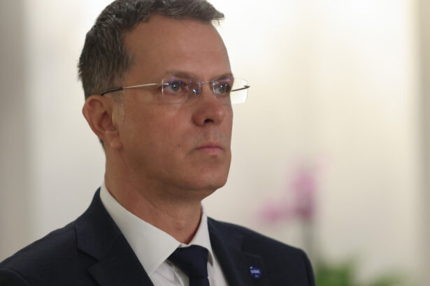 exclusiv ce spune ionut mosteanu despre armata obligatorie in romania ministrul apararii dezvaluie ca el nu a facut serviciul militar 68714d6eb4551