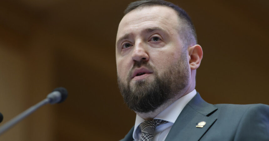 Cum justifică șeful DNA prezența stenogramelor controversate din dosarul lui Piedone: „Resping felul în care au fost prezentate” 1 exclusiv cum justifica seful dna prezenta stenogramelor controversate din dosarul lui piedone resping felul in care au fost prezentate 6881f964e3f3f