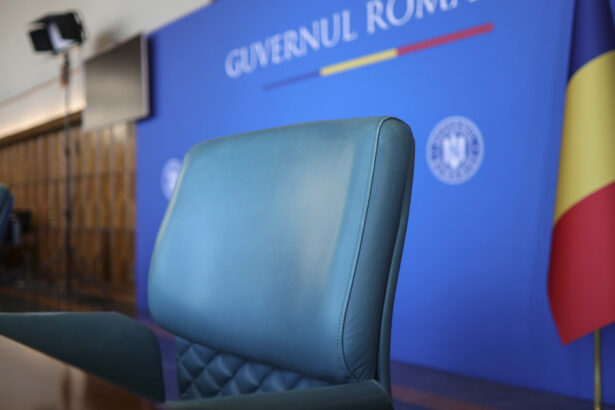 exclusiv liste cu oameni de concediat din guvern angajatii din palatul victoria acuza presiuni explicatia sefului cancelariei premierului 6877584b4de76