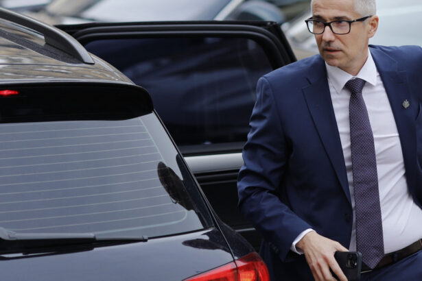 exclusiv radu marinescu afirma ca taierea sporurilor e o masura temporara ce spune ministrul justitiei despre un blocaj al instantelor 6863fb42a5260