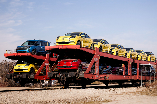 Renault și Ford transmit Guvernului român: Taxele vor mări semnificativ prețurile mașinilor, având ramificații economice profund nefavorabile. 1 exclusiv renault si ford transmit guvernului roman taxele vor mari semnificativ preturilor masinilor ramificatii economice profund nefavorabile 6866bf7415fd5