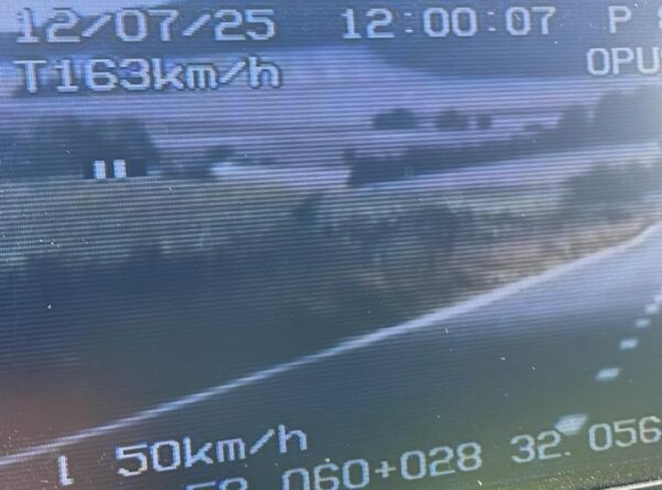 Femeie surprinsă conducând cu 163 km/h în localitatea Greci, județul Tulcea 1 femeie depistata la volan cu 163 km h in localitatea greci din judetul tulcea 6872766a6beb0