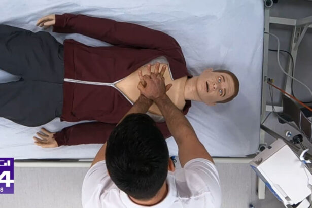 fii salvator cum facem masajul cardiac 686666045b3dc