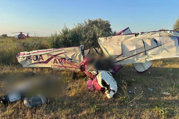 foto accident aviatic in zona complexului gura portitei din delta dunarii doi barbati au murit 687d3093b4f0d
