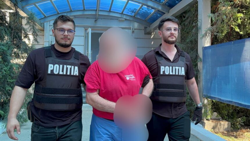 foto batran de 75 de ani din constanta incatusat de politisti vezi aici ce acuzatii i se aduc 6871136a15fea