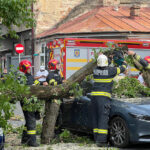 foto dezastru in capitala o femeie a murit in timpul furtunii din bucuresti si ilfov 687922fb181d2