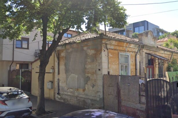 foto impresionant dreptate dupa 74 de ani la constanta o cocheta casa interbelica din centrul orasului confiscata de comunisti restituita proprietarilor 687daea3768f4