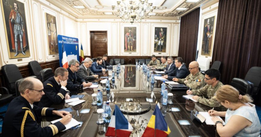 Ministrul apărării s-a întâlnit cu directorul Direcției de Armamente din Franța pentru a discuta despre cooperarea militară în NATO. 1 foto ministrul apararii s a intalnit cu directorul directiei de armamente din franta cei doi au discutat despre cooperarea militara in nato 687fb75a2e8fa