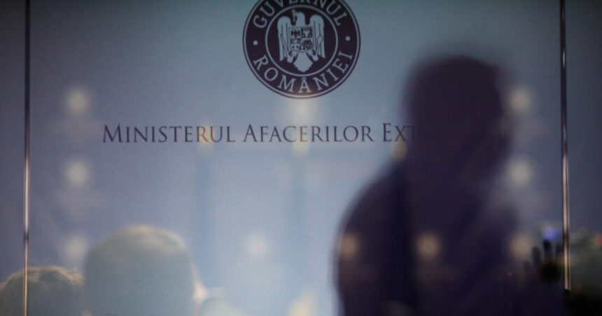 Tamila Cristescu, mesaj vulgar la adresa ministrului de Externe Oana Țoiu, după concedierea din funcția de viceconsul în SUA 1 foto tamila cristescu mesaj vulgar la adresa ministrului de externe oana toiu dupa ce a fost concediata din functia de viceconsul in sua 687141cd420ae