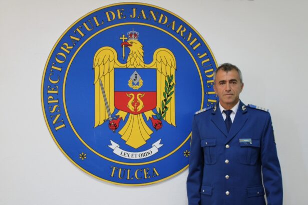 foto unul dintre cei mai cunoscuti jandarmi din tulcea a iesit la pensie sorin a fost un exemplu de profesionalism devotament si implicare 687784c5d9703